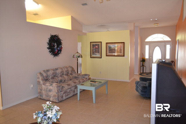 12042 Venice Boulevard Foley, AL 36535 - Photo 10 of 30 Great Room