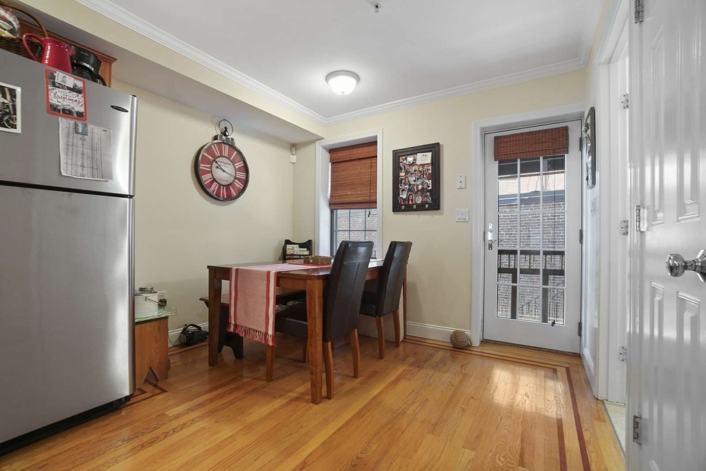 11 Wiget Street, Unit 4 Boston, MA 02113 - Photo 10 of 26