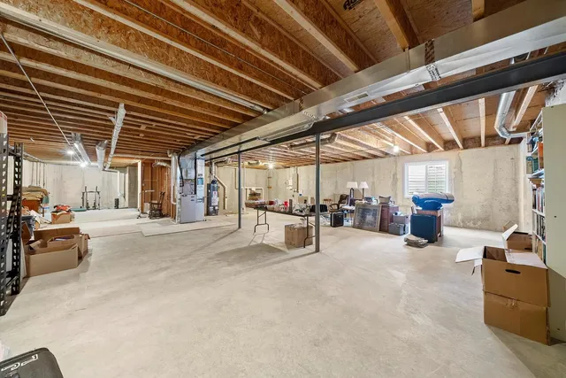 $450,000 | 3858 Kingsmill Drive, Elgin, IL 60124