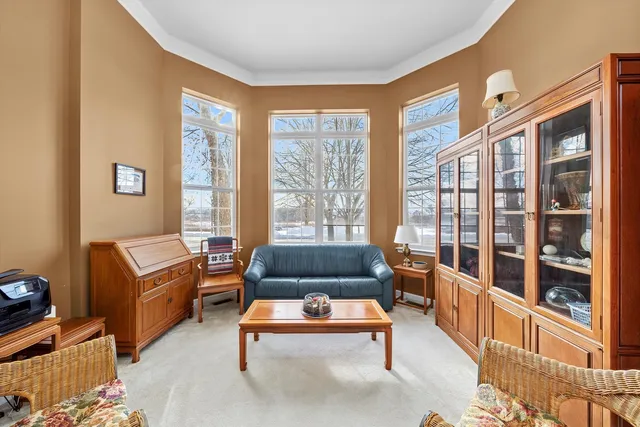 $450,000 | 3858 Kingsmill Drive, Elgin, IL 60124