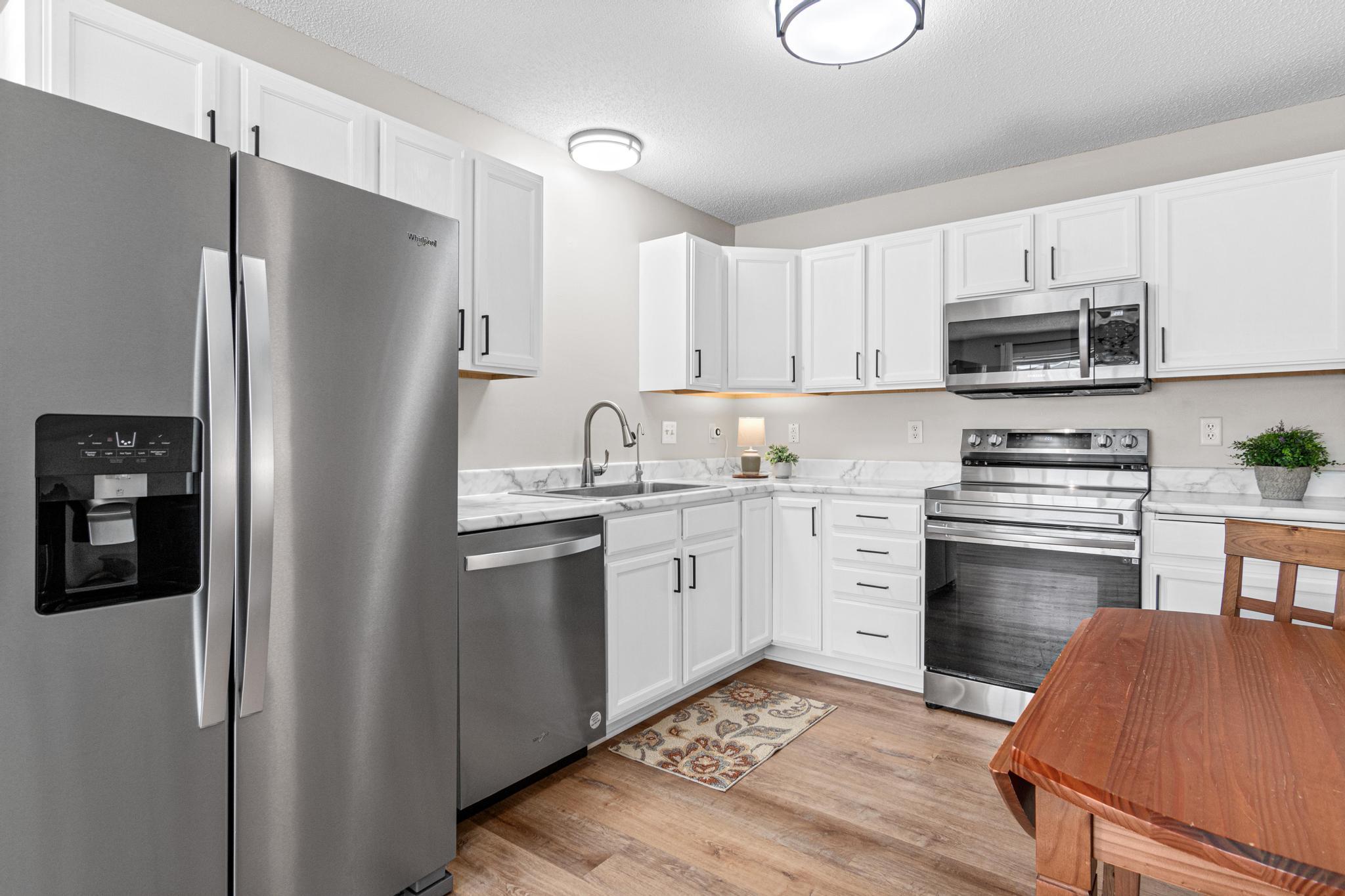 1579 County Rd D East, Unit C Maplewood, MN 55109 - Photo 7 of 25