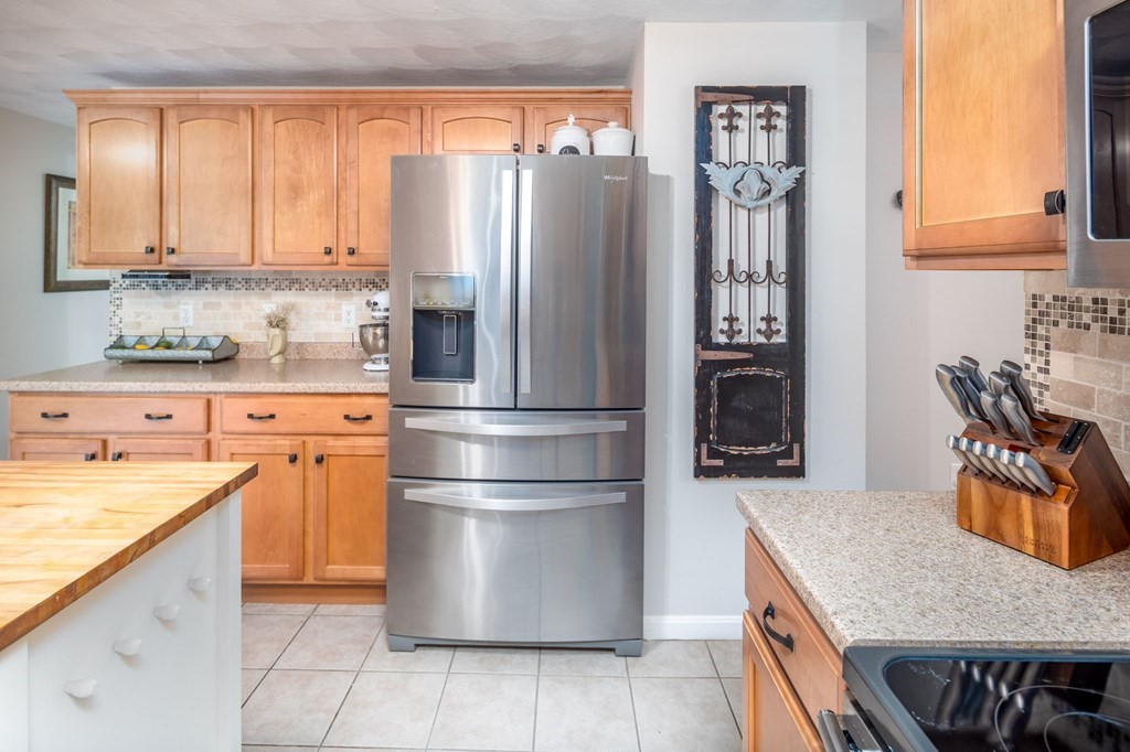 10 Navajo Road Worcester, MA 01606 - Photo 7 of 38 Gallery Image 7