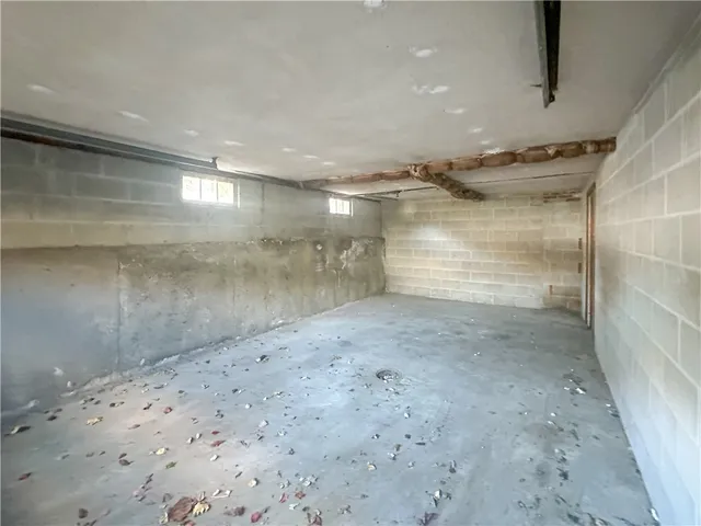 $399,000 | 16 Shaw Avenue, Johnston, RI 02919