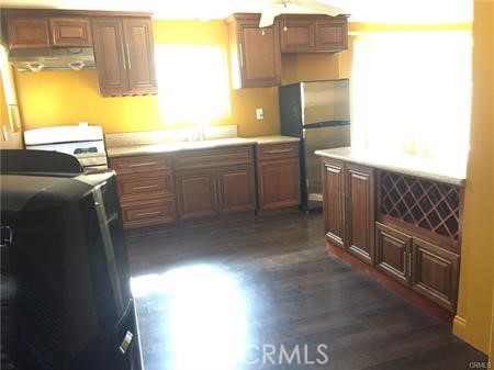 10756 Haddon Avenue Pacoima, CA 91331 - Photo 9 of 10