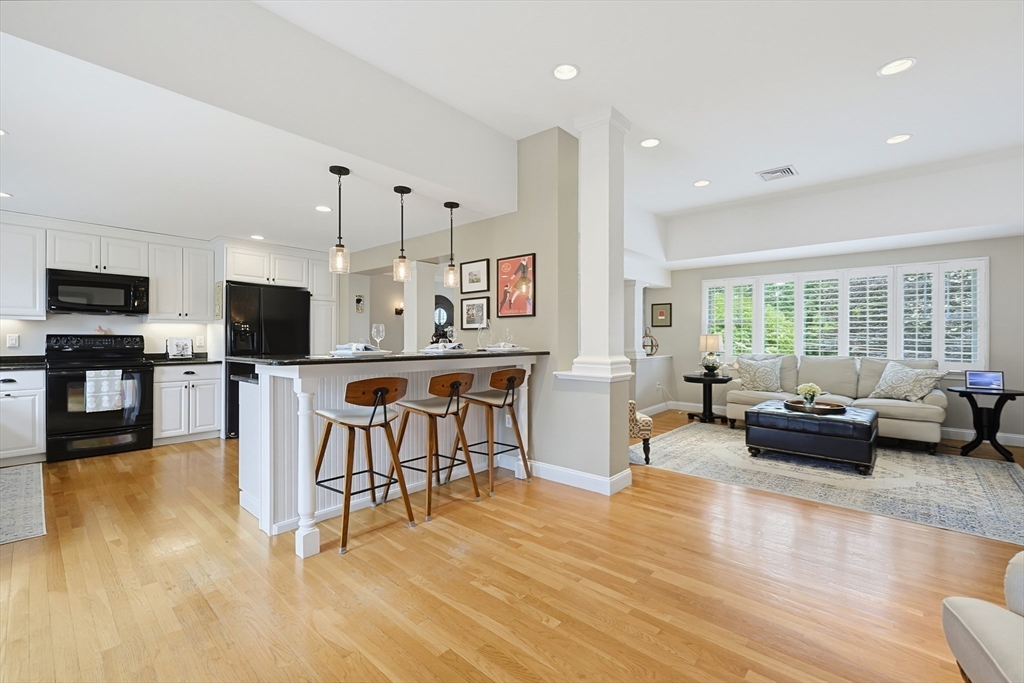 16 Mansion Road Wakefield, MA 01880 - Photo 19 of 42