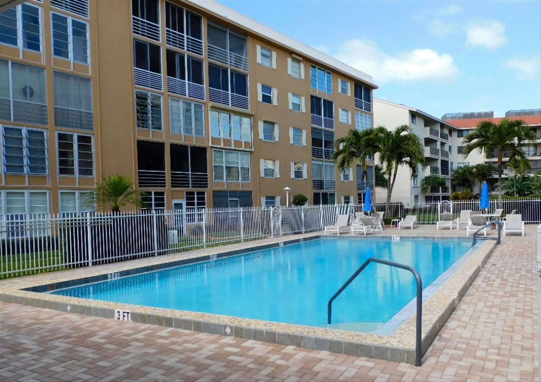 304 Golfview Road, Unit 404 North Palm Beach, FL 33408 - Photo 21 of 21 17674178-21