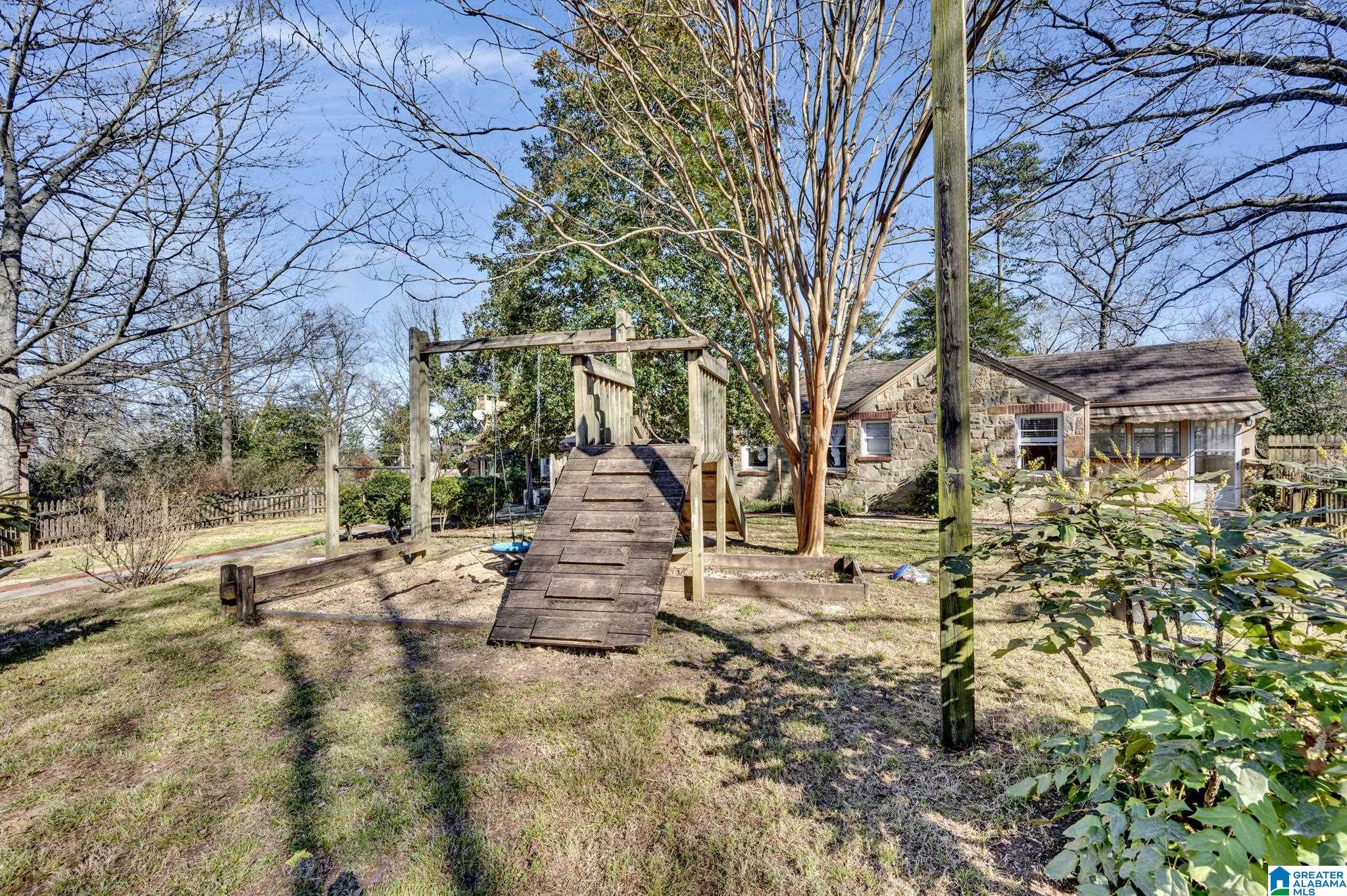 636 Ridge Top Circle Birmingham, AL 35206 - Photo 27 of 35 Gallery Image 27