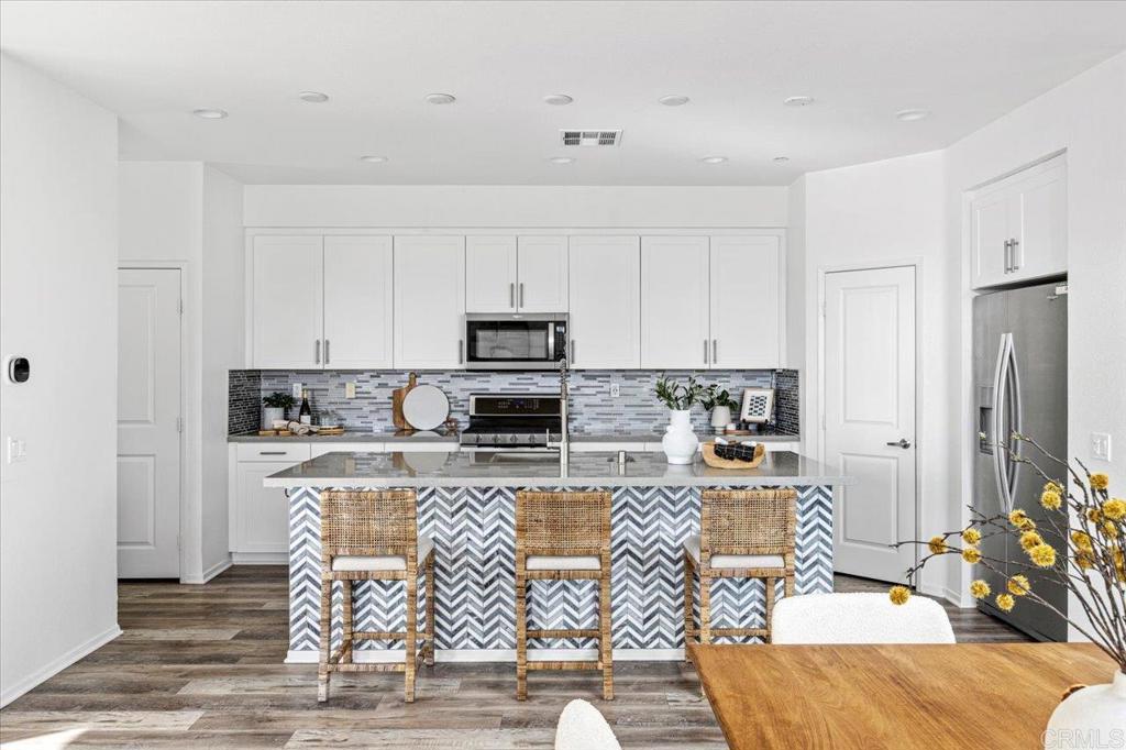 1267 Via Lucero Oceanside, CA 92056 - Photo 6 of 16