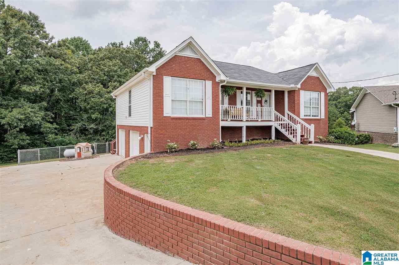 2174 Country Cove Road Kimberly, AL 35091 - Photo 3 of 47