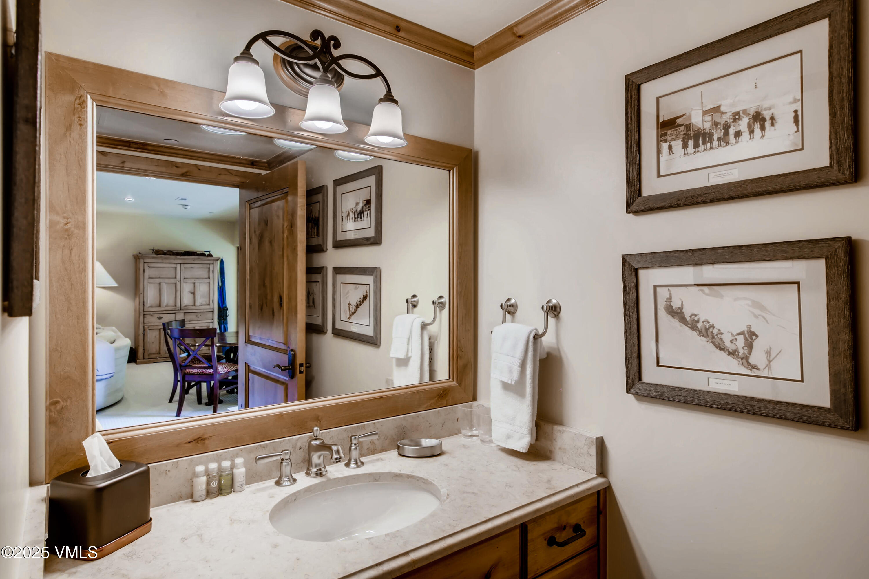 434 South Frontage Road East, Unit 403 Vail, CO 81657 - Photo 25 of 34 434 Frontage Road Apt 403 Vail-print-026