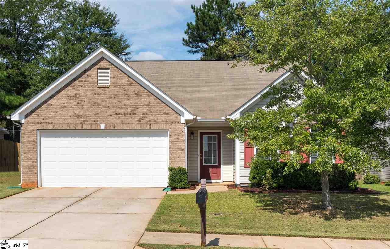 205 Ridgebrook Way Greenville, SC 29605 - Photo 3 of 28 Gallery Image 3