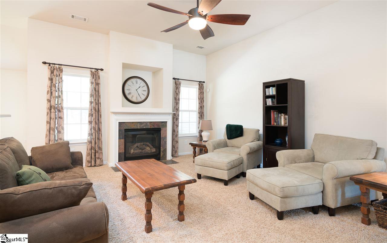 205 Ridgebrook Way Greenville, SC 29605 - Photo 8 of 28 Gallery Image 8