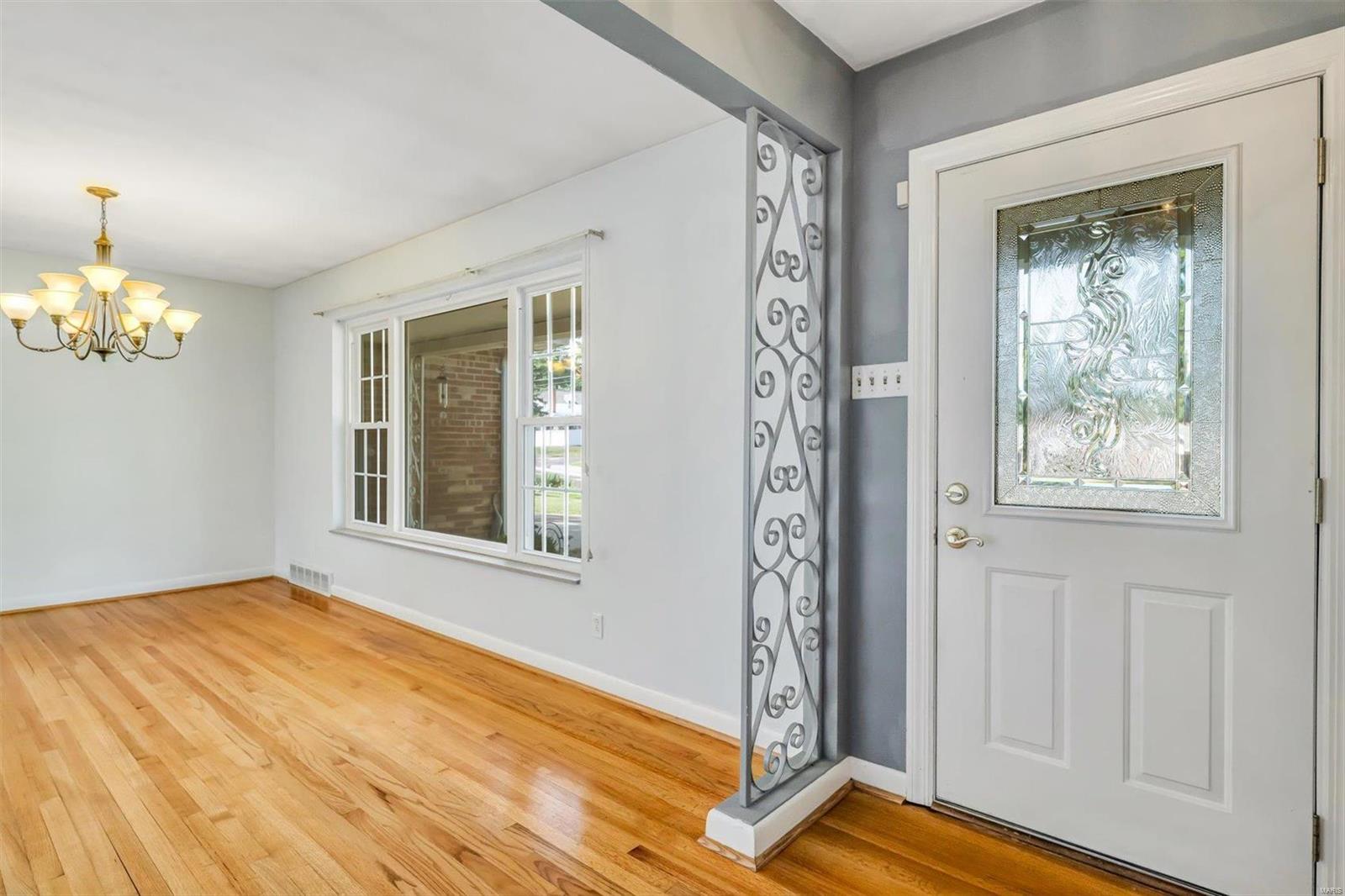 1402 Ross Avenue St. Louis, MO 63146 - Photo 8 of 53 Gallery Image 8
