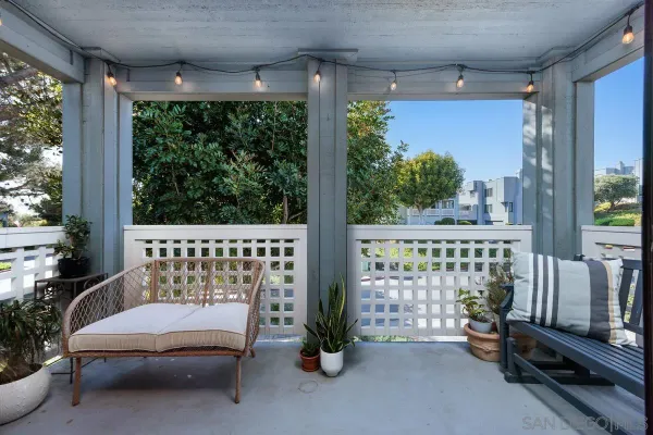 $1,275,000 | 964 Intrepid Court, Del Mar, CA 92014