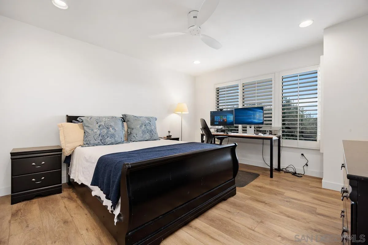 964 Intrepid Court Del Mar, CA 92014 - Photo 25 of 36