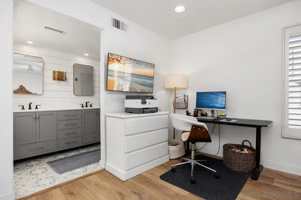 $1,275,000 | 964 Intrepid Court, Del Mar, CA 92014