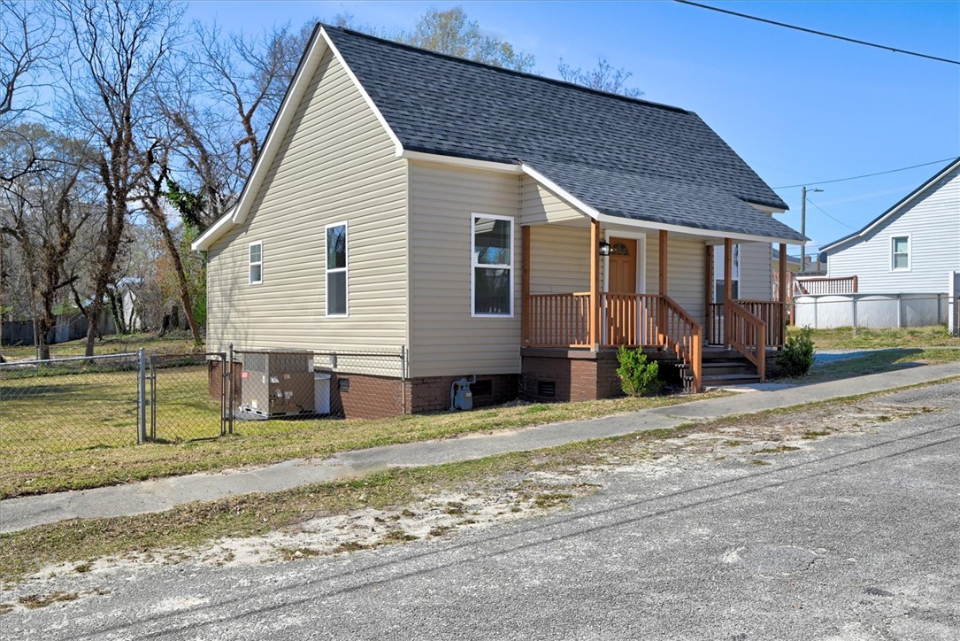 21 Mc Gee Street Belton, SC 29627 - Photo 2 of 31