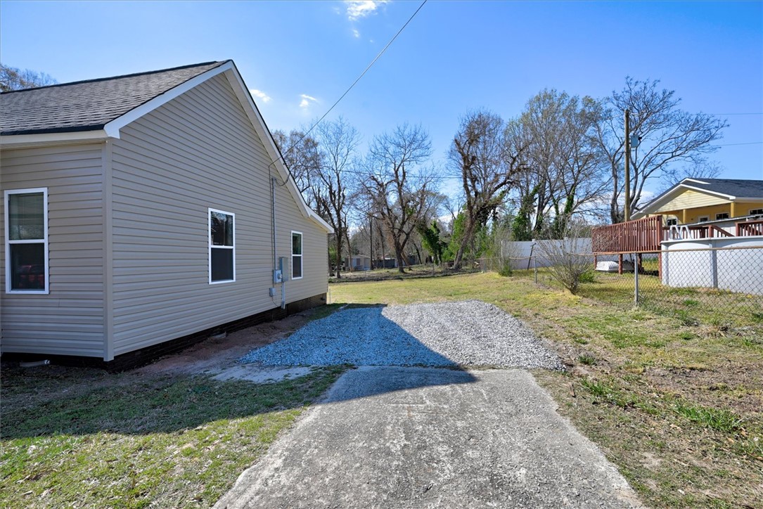 21 Mc Gee Street Belton, SC 29627 - Photo 26 of 31