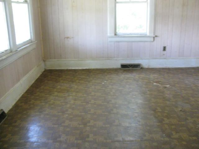 3641 Yellow Mountain Road Southeast Roanoke, VA 24014 - Photo 17 of 21 a view of a room with window