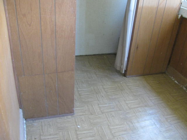 3641 Yellow Mountain Road Southeast Roanoke, VA 24014 - Photo 18 of 21 a view of a small space