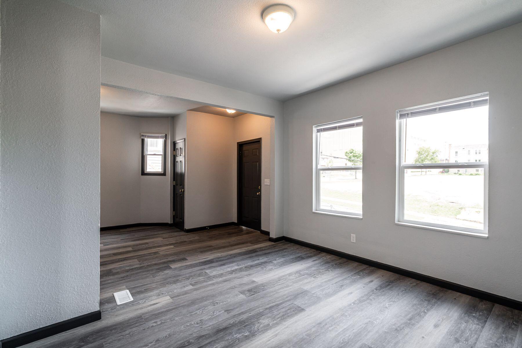 547 North 25th Street Milwaukee, WI 53233 - Photo 2 of 27 Lots of Natural Light