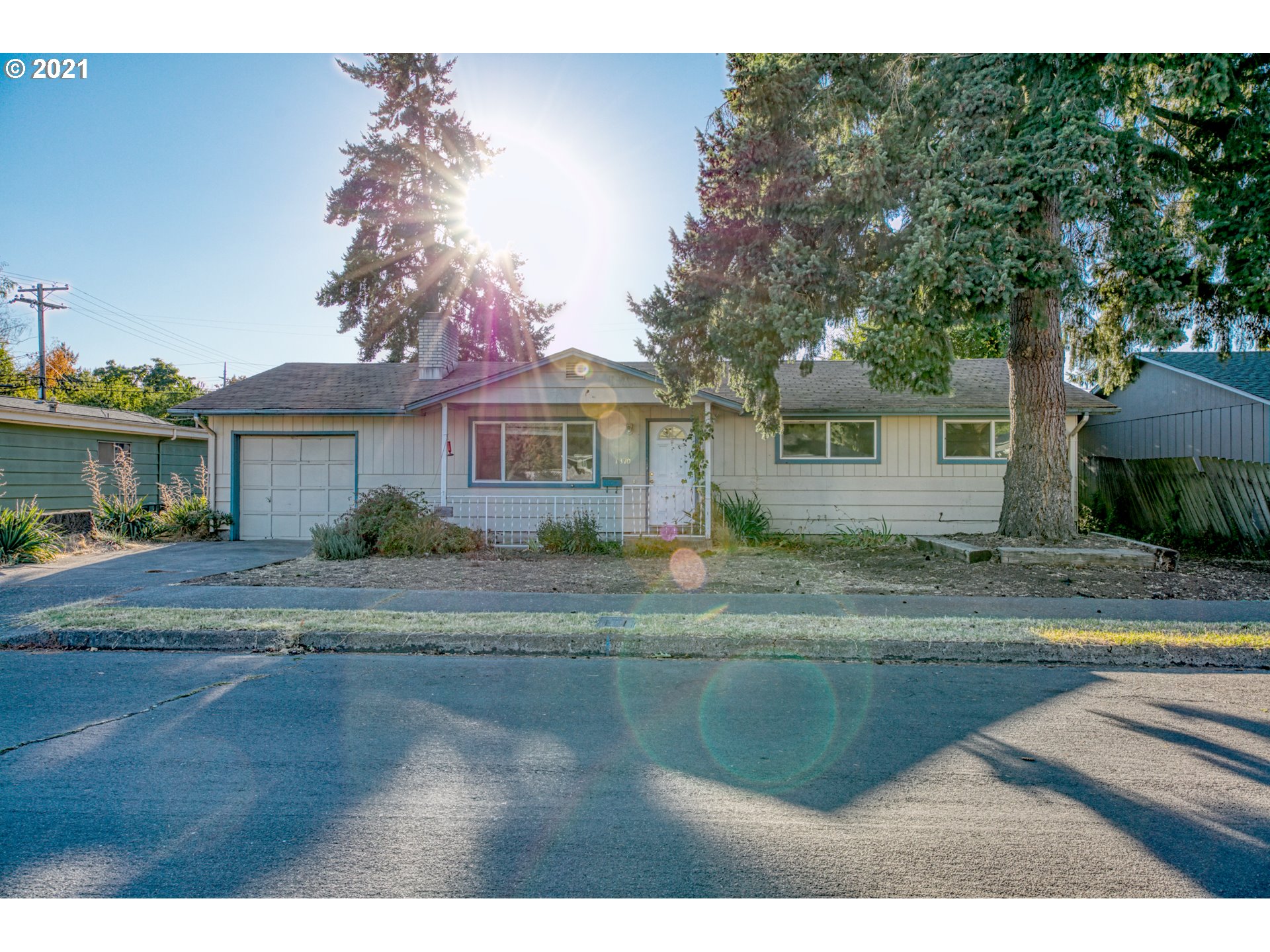 1370 1st Street Springfield, OR 97477 - Photo 1 of 28