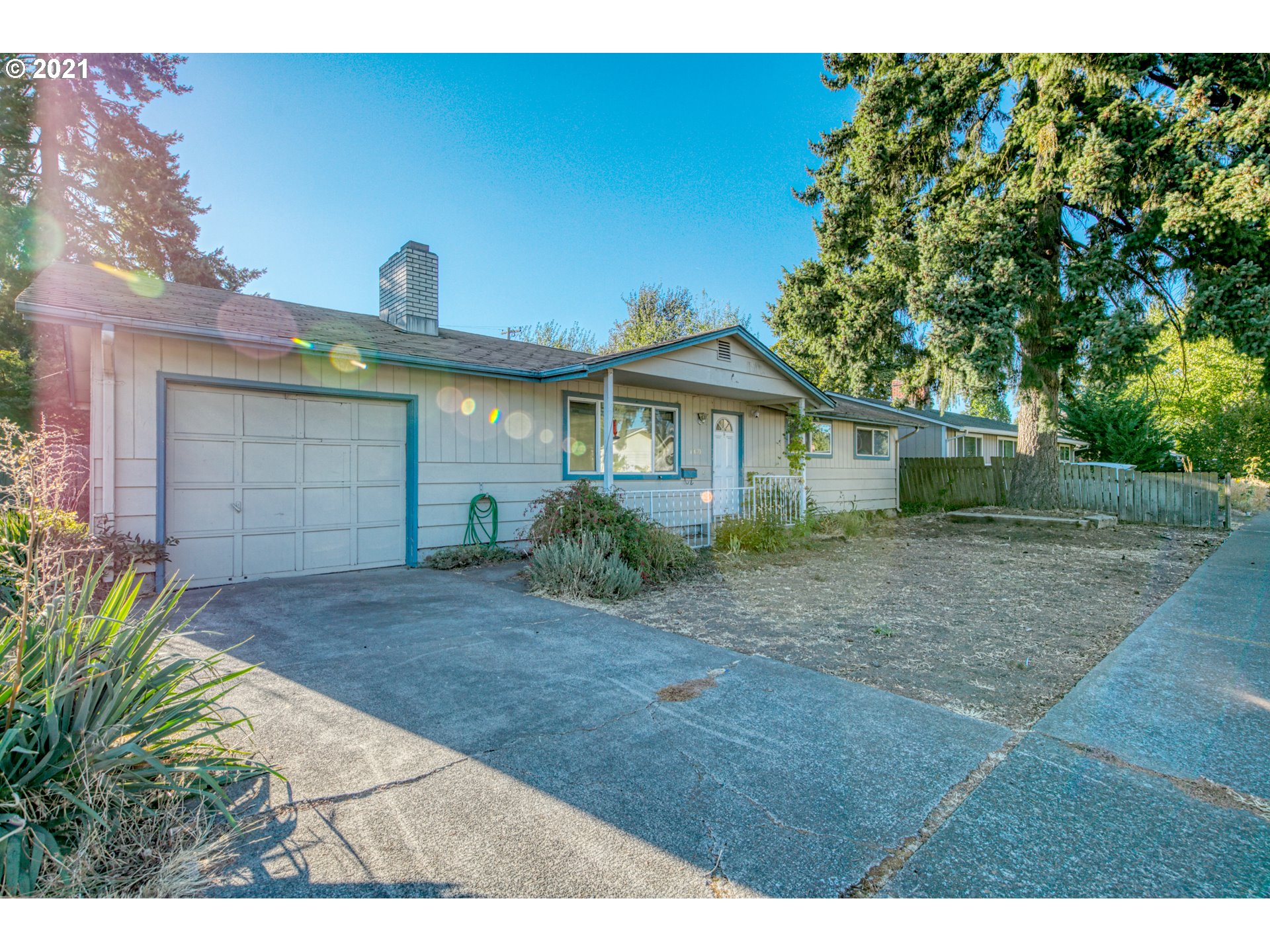 1370 1st Street Springfield, OR 97477 - Photo 3 of 28