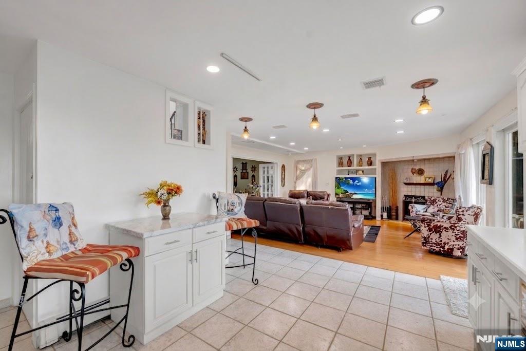 703 Stewart Street Ridgefield, NJ 07657 - Photo 16 of 46