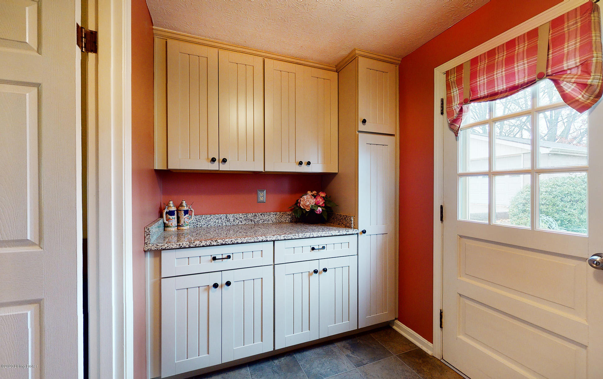7306 Grannel Road Louisville, KY 40214 - Photo 24 of 53 7306-Grannel-Rd-20201202-024