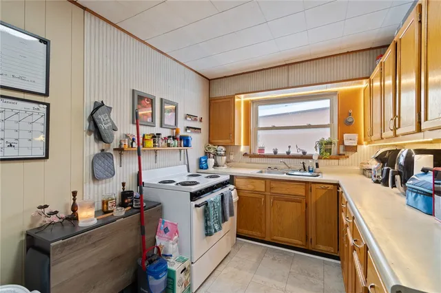 $199,900 | 5022 North Main Street, Rose, NY 14516