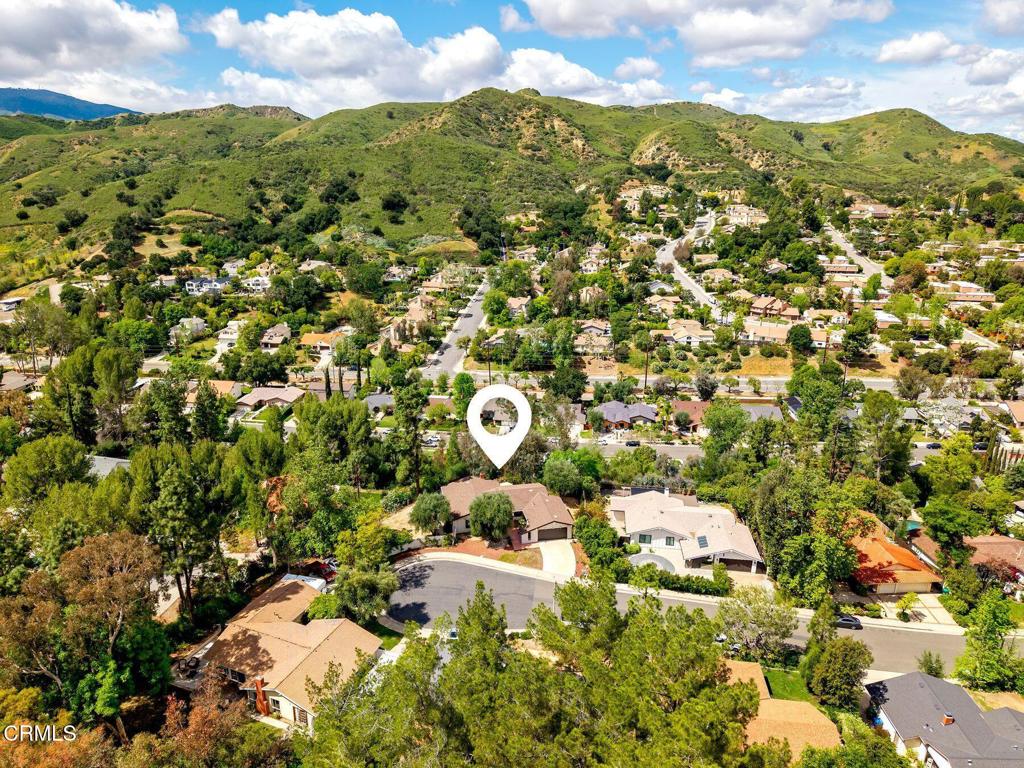 3907 United Road Agoura Hills, CA 91301 - Photo 33 of 34 a view of a city