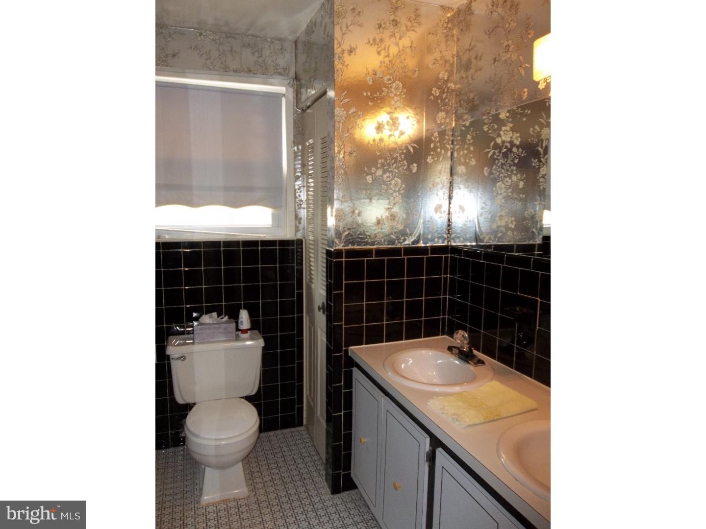 2151 Cooper Road Atco, NJ 08004 - Photo 19 of 25 Bathroom