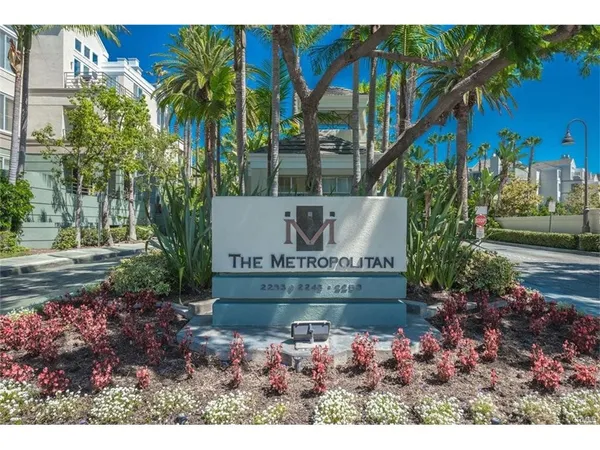 $810,000 | 2243 Martin, Unit 217, Irvine, CA 92612