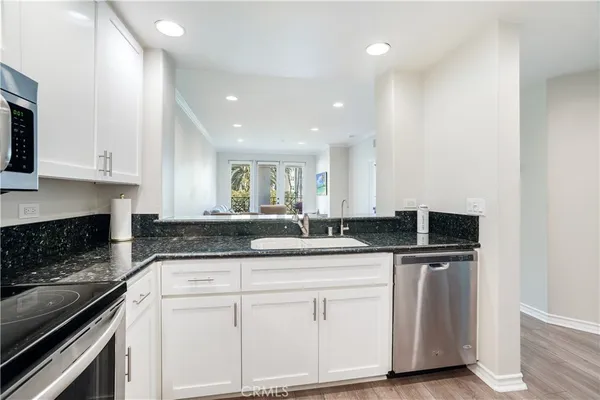 $810,000 | 2243 Martin, Unit 217, Irvine, CA 92612