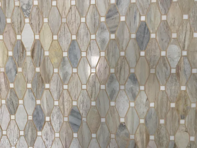 $459,900 | 120 Green Lawn Avenue, Greeneville, TN 37743