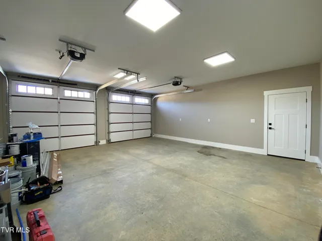 $459,900 | 120 Green Lawn Avenue, Greeneville, TN 37743