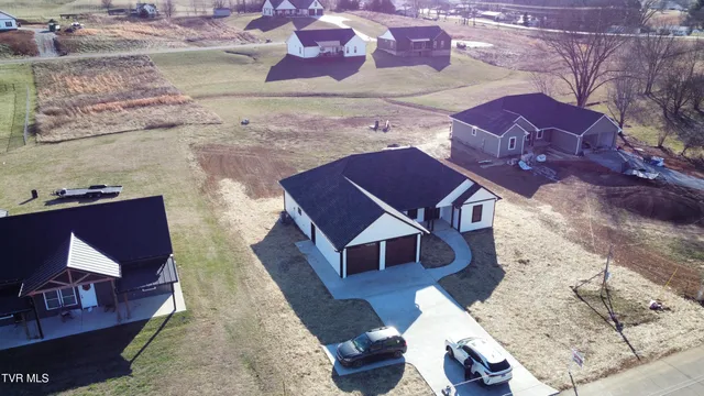 $459,900 | 120 Green Lawn Avenue, Greeneville, TN 37743