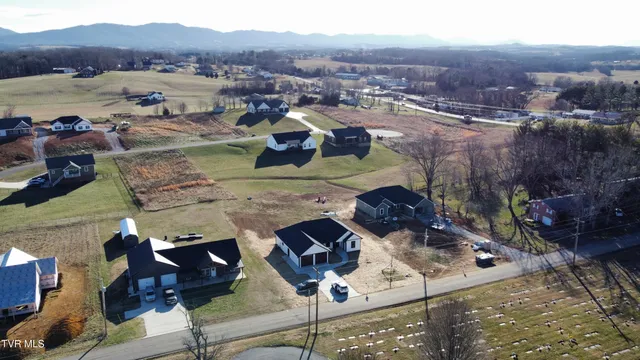 $459,900 | 120 Green Lawn Avenue, Greeneville, TN 37743