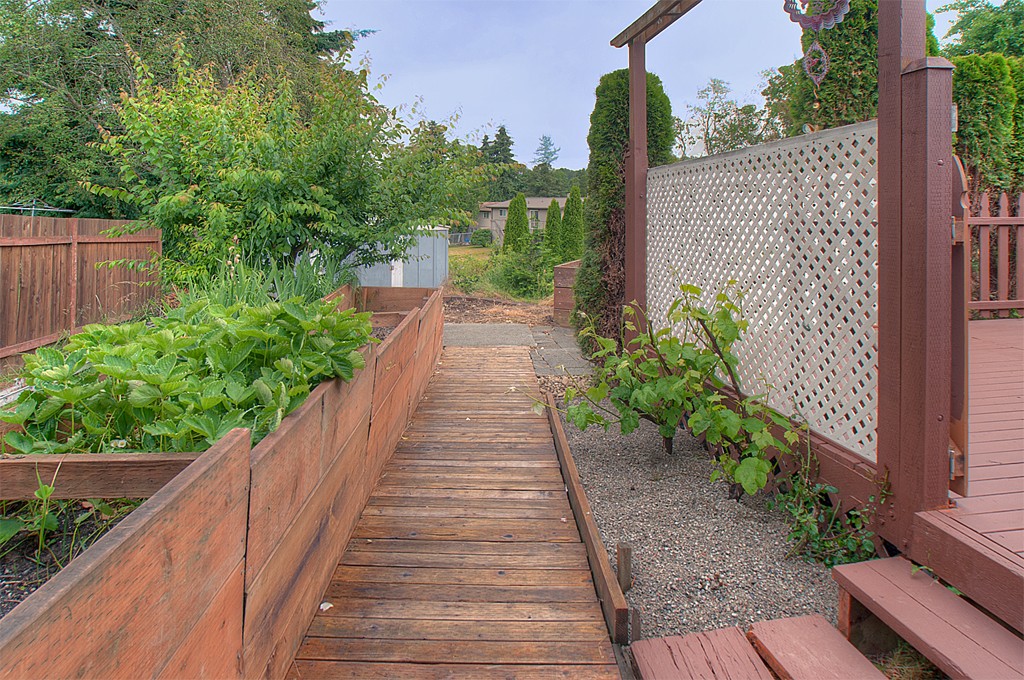 10426 Southeast 196th Street Renton, WA 98055 - Photo 14 of 18 Gallery Image 14