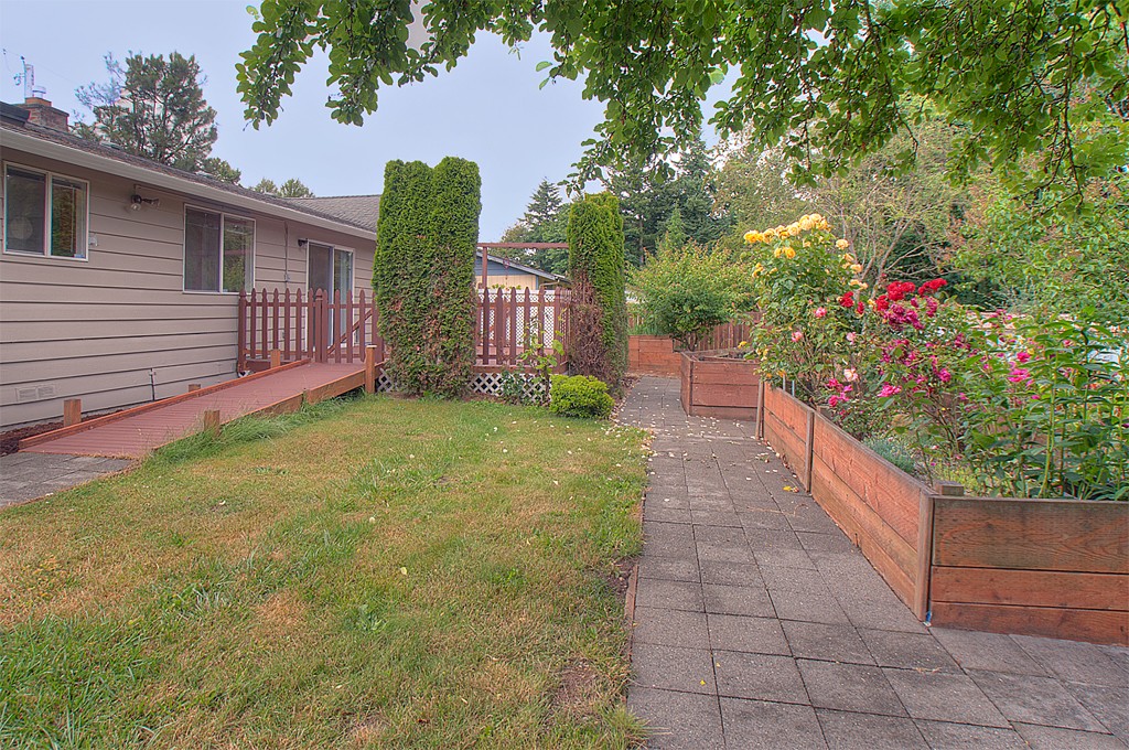 10426 Southeast 196th Street Renton, WA 98055 - Photo 16 of 18 Gallery Image 16