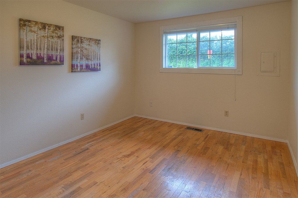 10426 Southeast 196th Street Renton, WA 98055 - Photo 6 of 18 Gallery Image 6