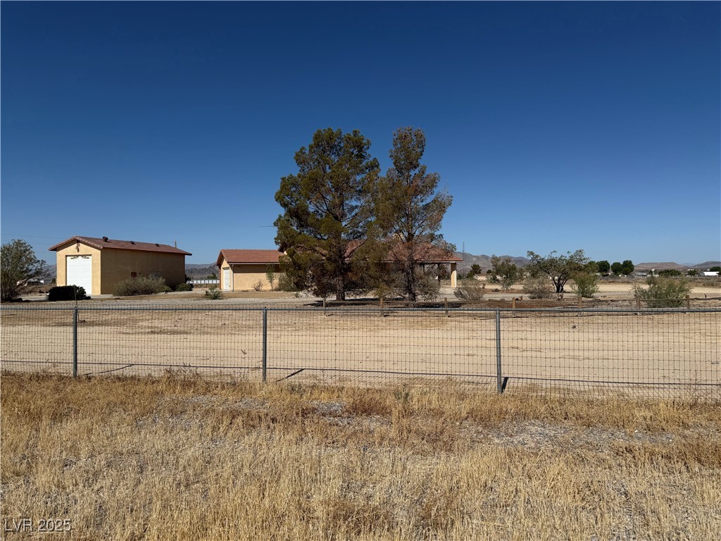 3090 North Woodchips Road Pahrump, NV 89060 - Photo 6 of 22 Gallery Image 6
