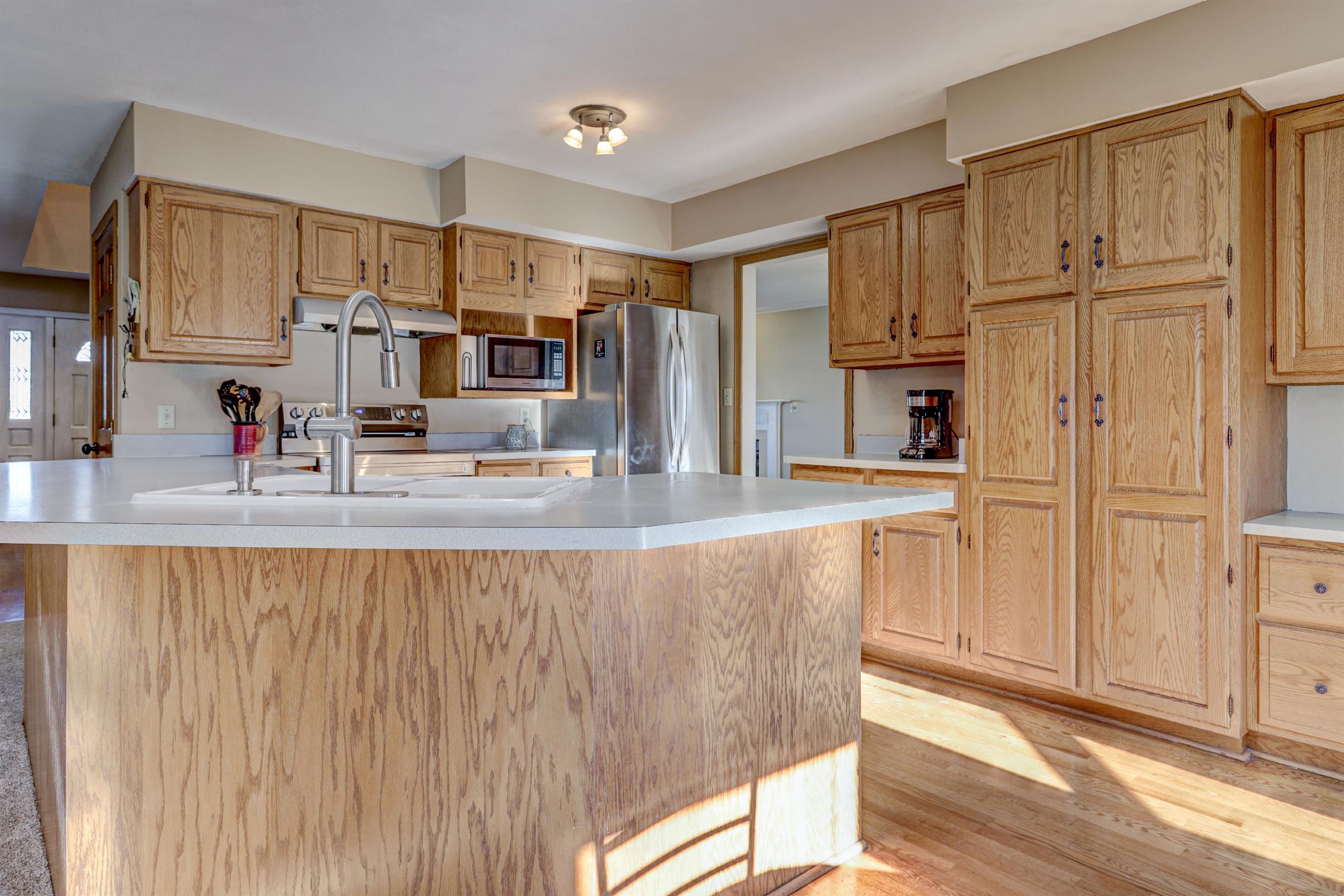 624 South Keller Park Drive Appleton, WI 54914 - Photo 16 of 55