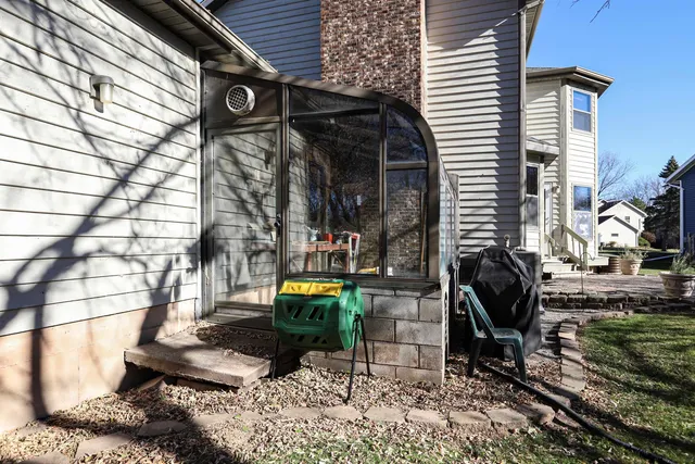 $435,000 | 624 South Keller Park Drive, Appleton, WI 54914