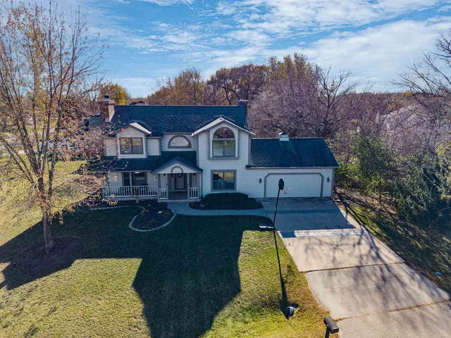 $435,000 | 624 South Keller Park Drive, Appleton, WI 54914