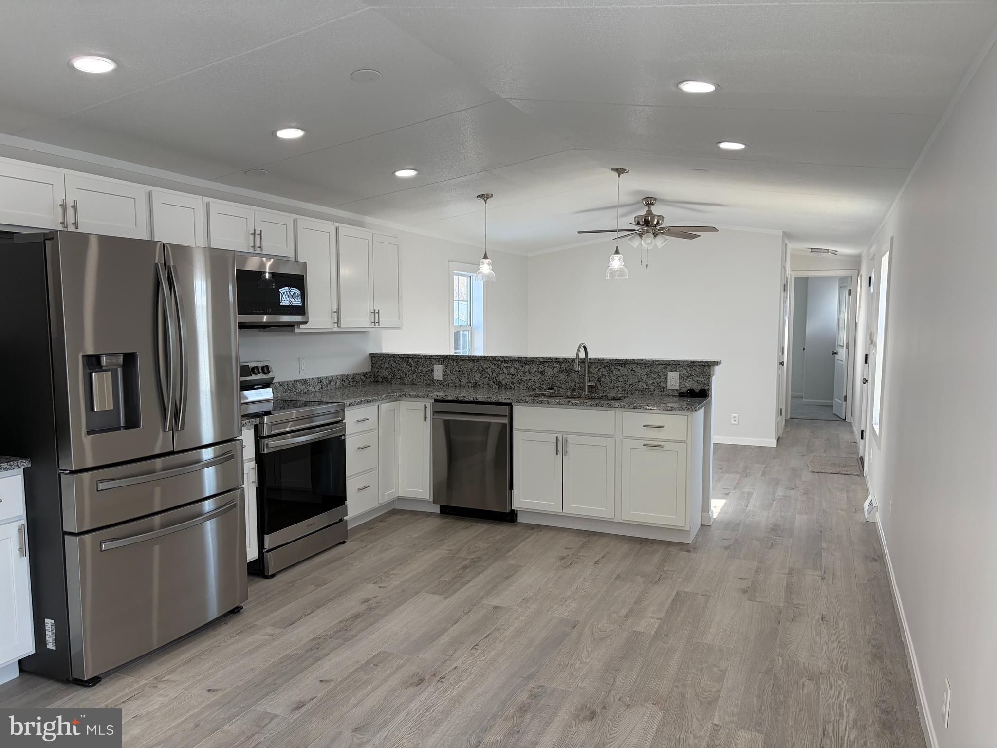 14 Mango Trail Middle River, MD 21220 - Photo 3 of 14 Kitchen/Dining Area