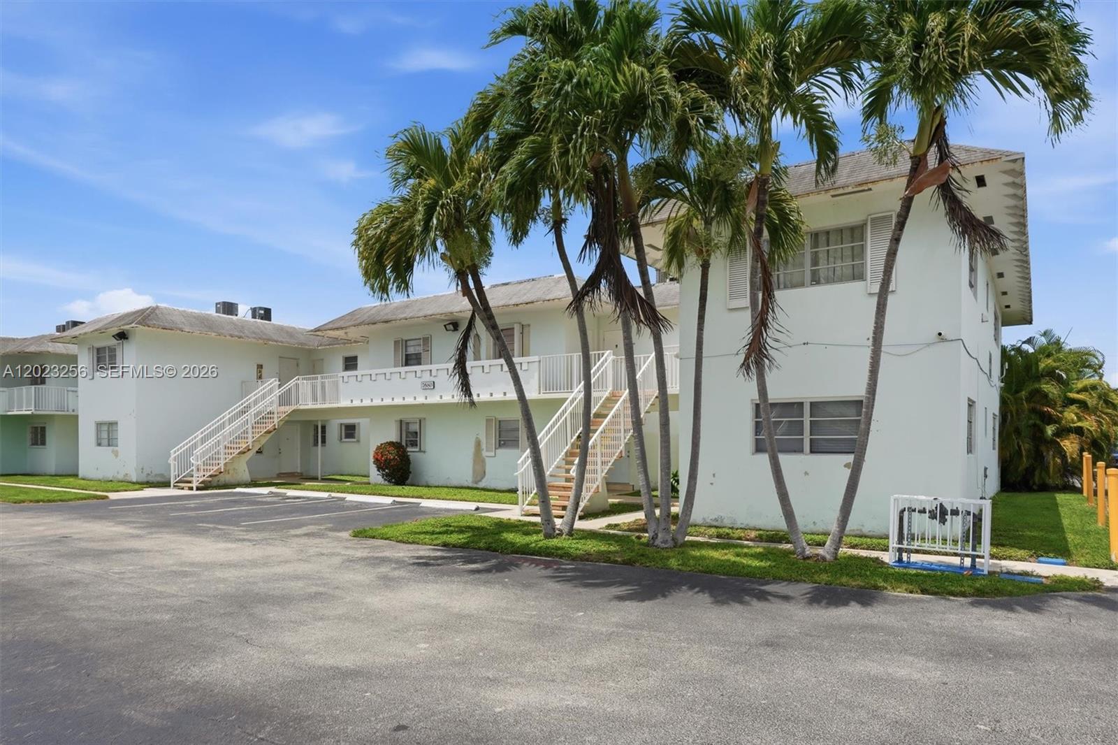 7680 Southwest 82nd Street, Unit H121 Miami, FL 33143 - Photo 15 of 32