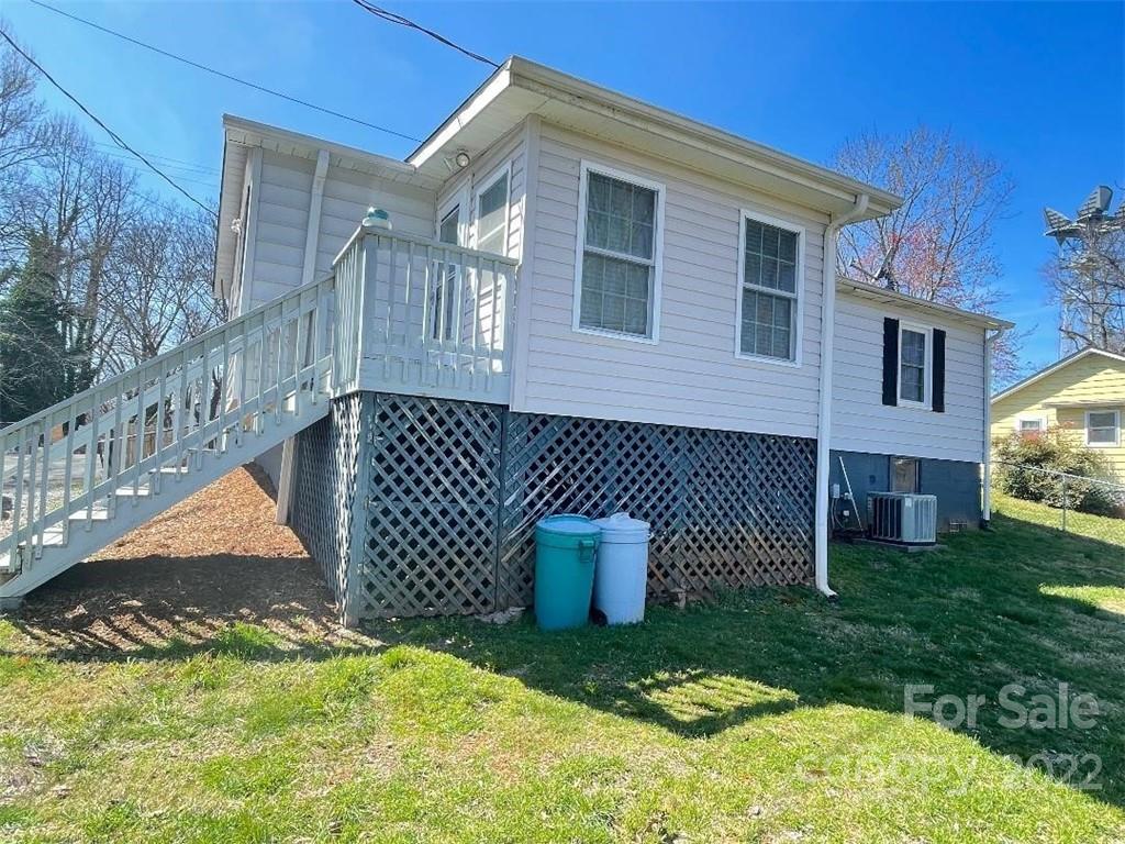 790 Reservoir Road Marion, NC 28752 - Photo 2 of 12 Gallery Image 2