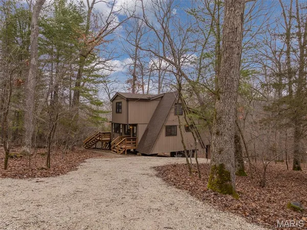 $439,900 | 1551 Bliss Lake Drive, Innsbrook, MO 63390