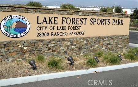 18922 Canyon Summit Lake Forest, CA 92679 - Photo 28 of 32 a view of a sign board